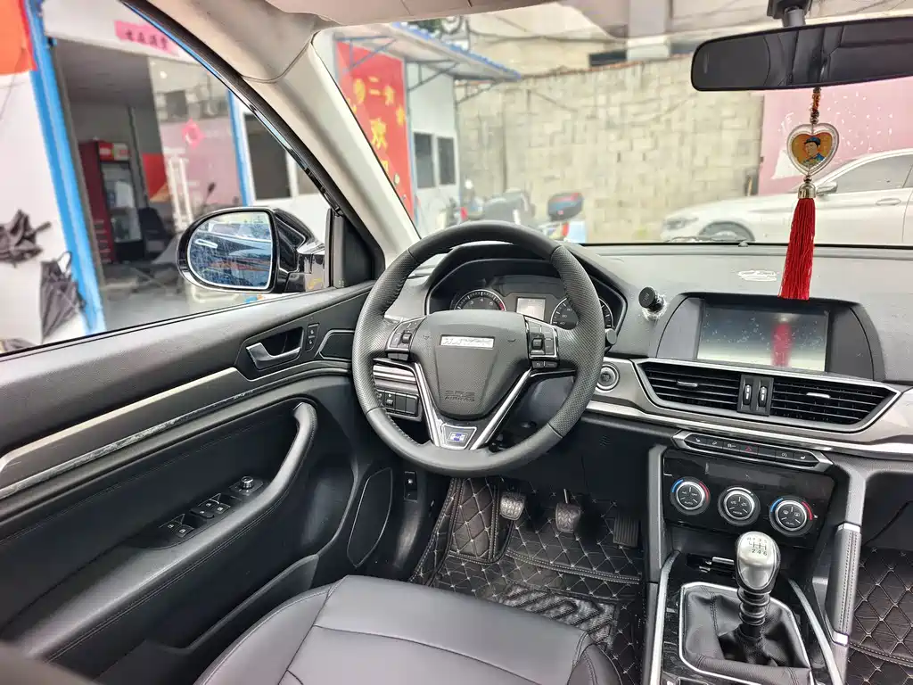 Haval H6 Blue Label Sport 1.5 T Manual 2 WD Elite