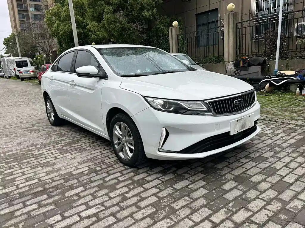 Emgrand GL 1.4 T CVT Luxury