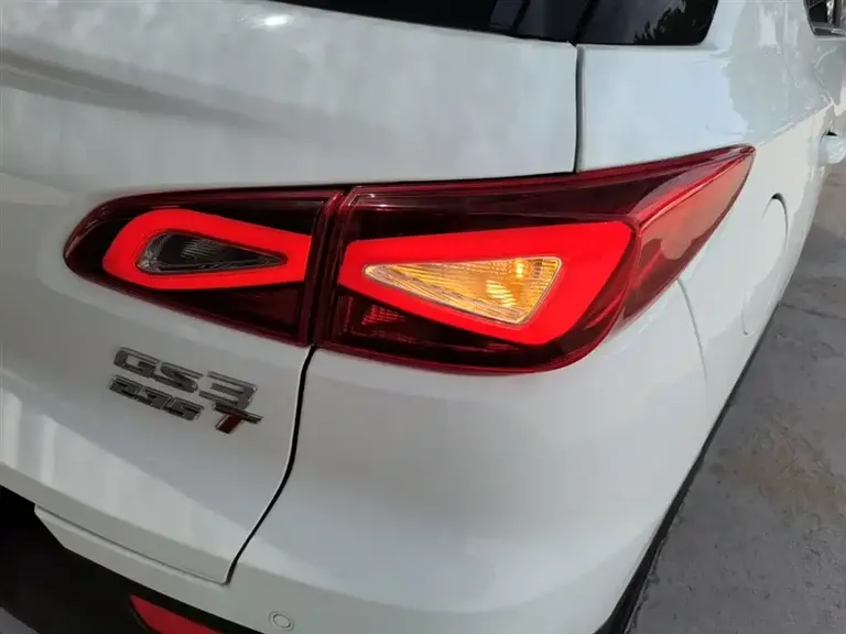 GAC Trumpchi GS3 235 T Auto Elite