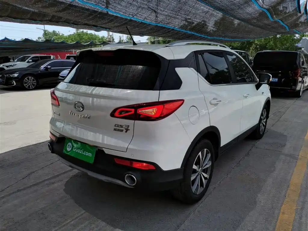 GAC Trumpchi GS3 235 T Auto Elite