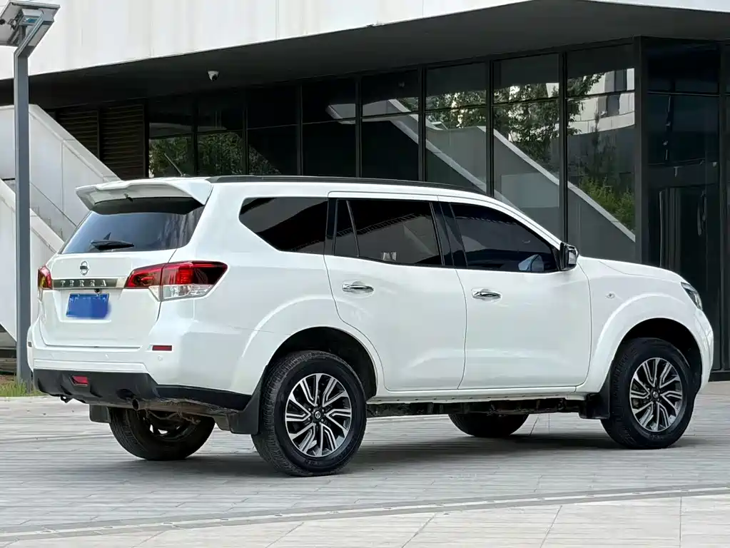 Terra 2.5 L XL Upper Auto 2 WD Luxury