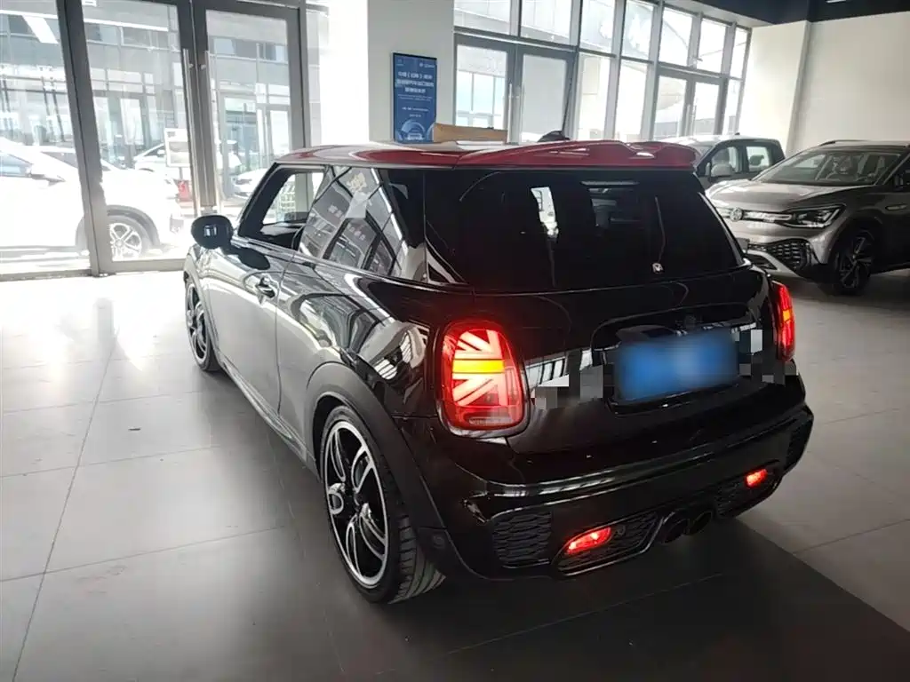 MINI JCW 2.0 T JOHN COOPER WORKS