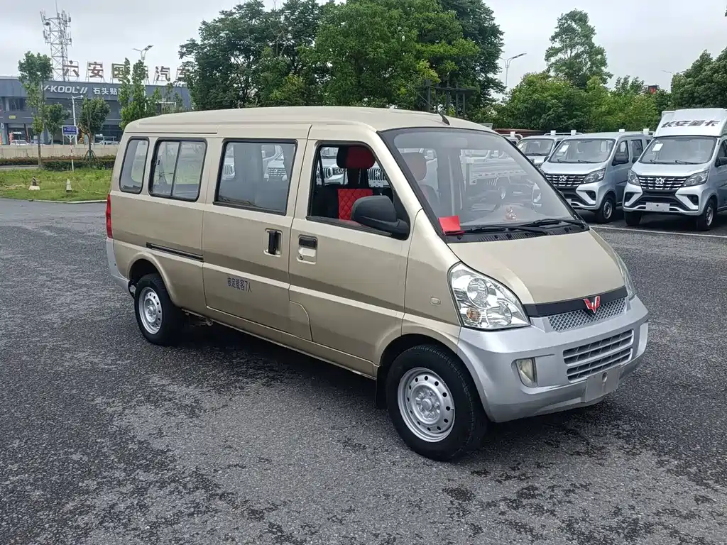 Wuling Rongguang 1.5 L Extended Basic