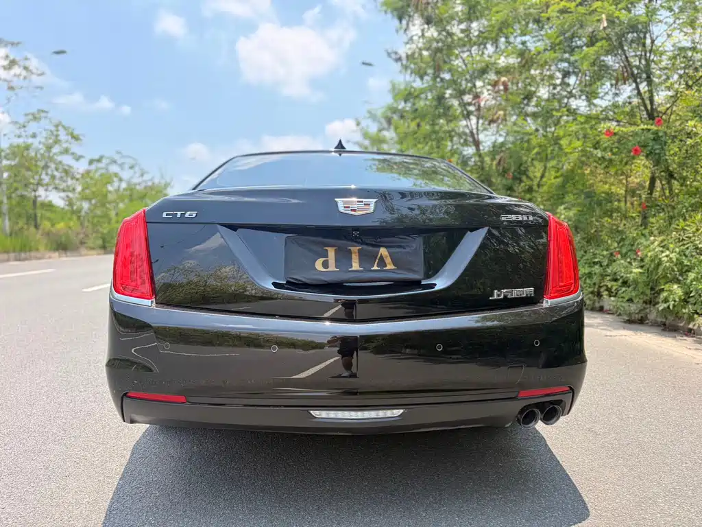 Cadillac CT6 28 T Fashion