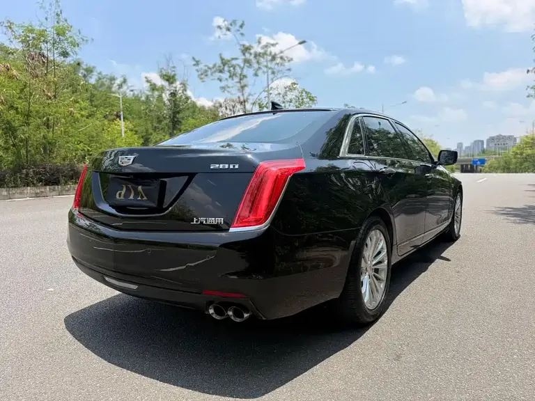 Cadillac CT6 28 T Fashion