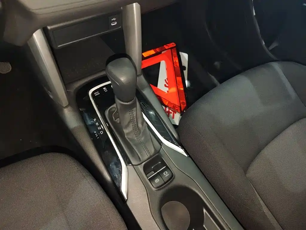 Frontlander 2.0 L Smart e-Hybrid Dual Engine Leading