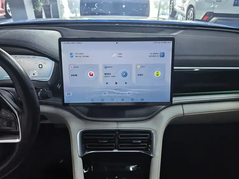 BYD Song PLUS NEV DM-i 110 KM Flagship PLUS 5 G