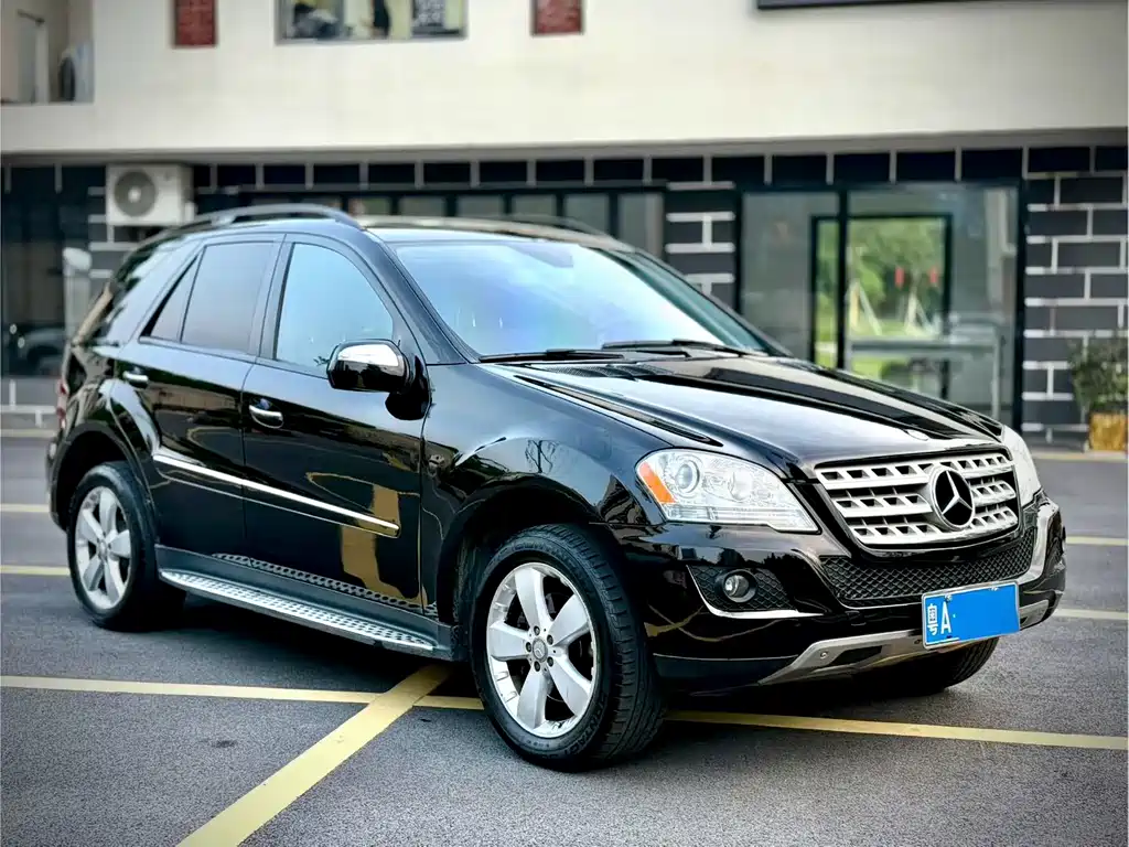 Mercedes-Benz M-Class ML 350 4 MATIC Luxury