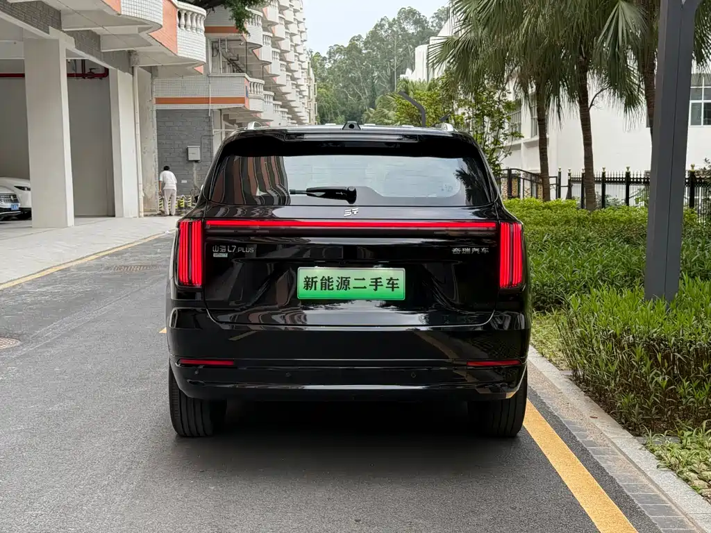 Jetour Shanhai L7 PLUS 220 km Flagship 7-seat