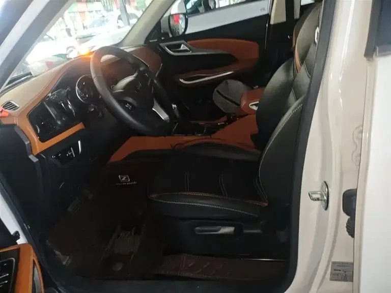 Zotye T300 1.5 T CVT Premium