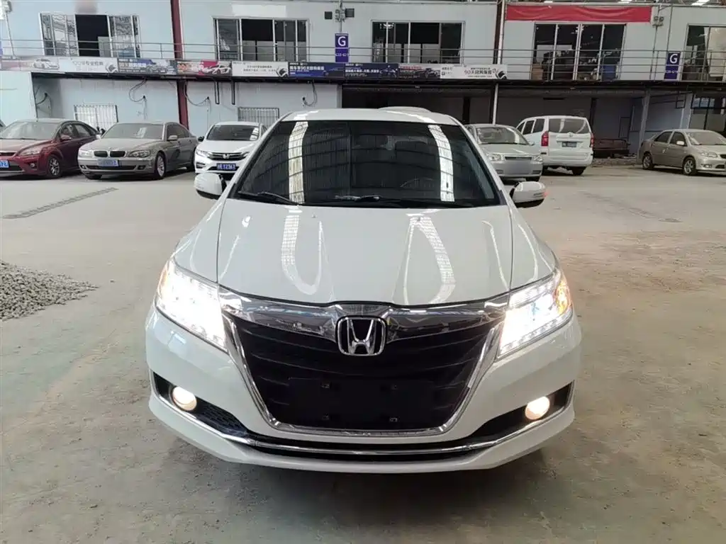 Crider 1.8 L CVT Comfort