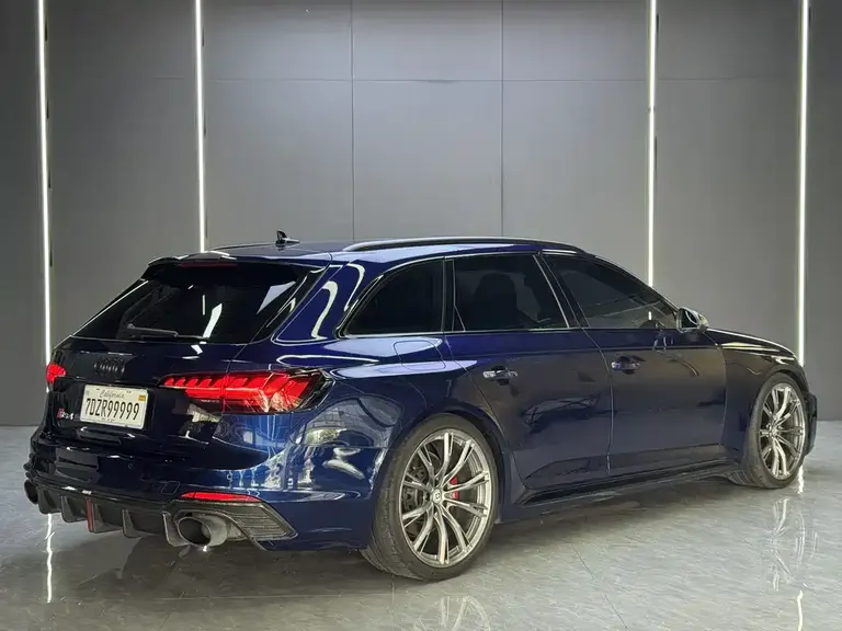 Audi RS 4 RS 4 2.9 T Avant