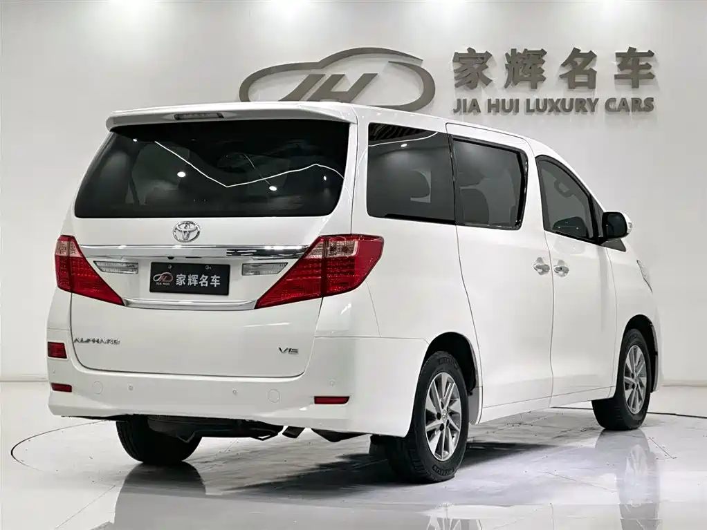 Alphard 3.5 L Luxury