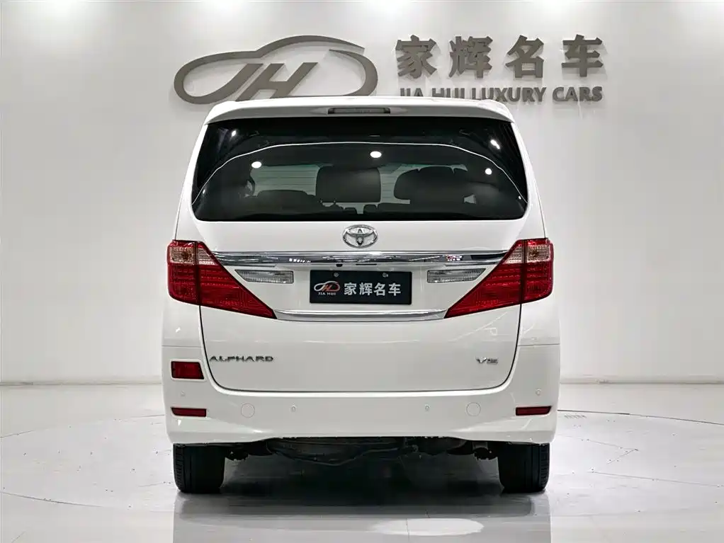 Alphard 3.5 L Luxury