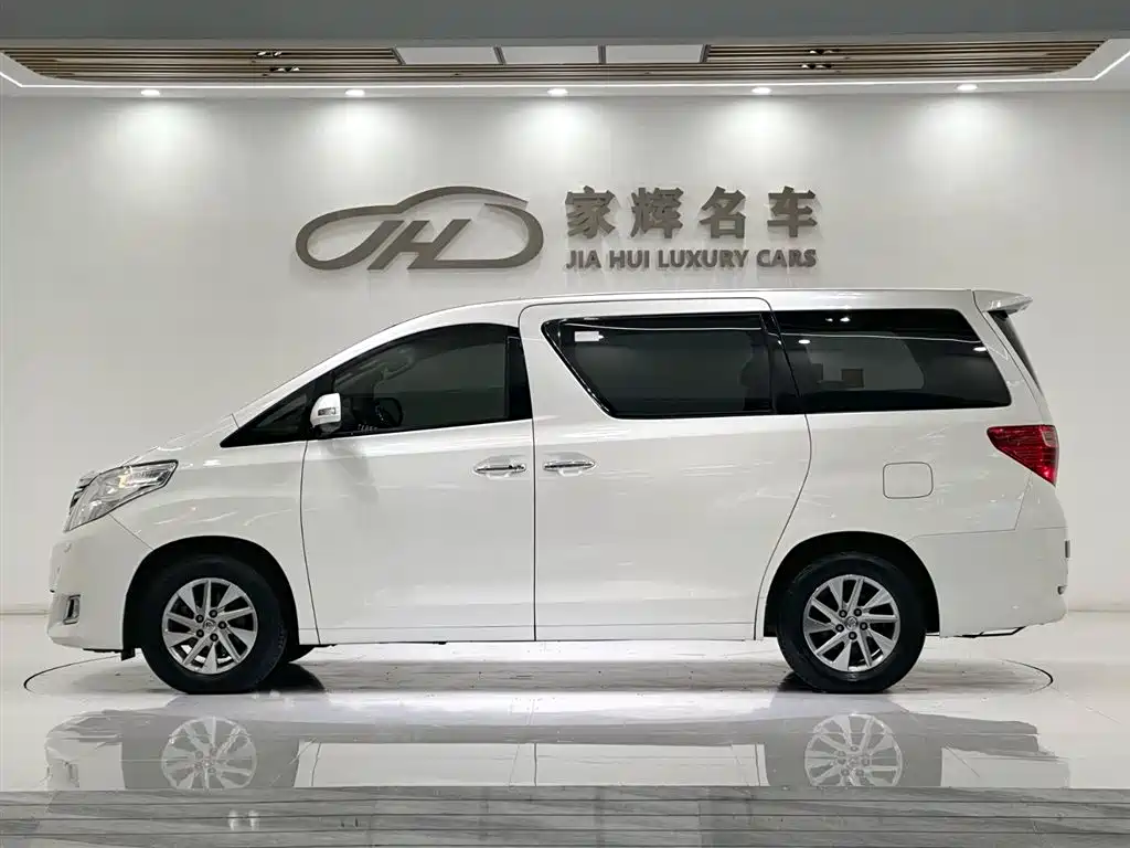 Alphard 3.5 L Luxury