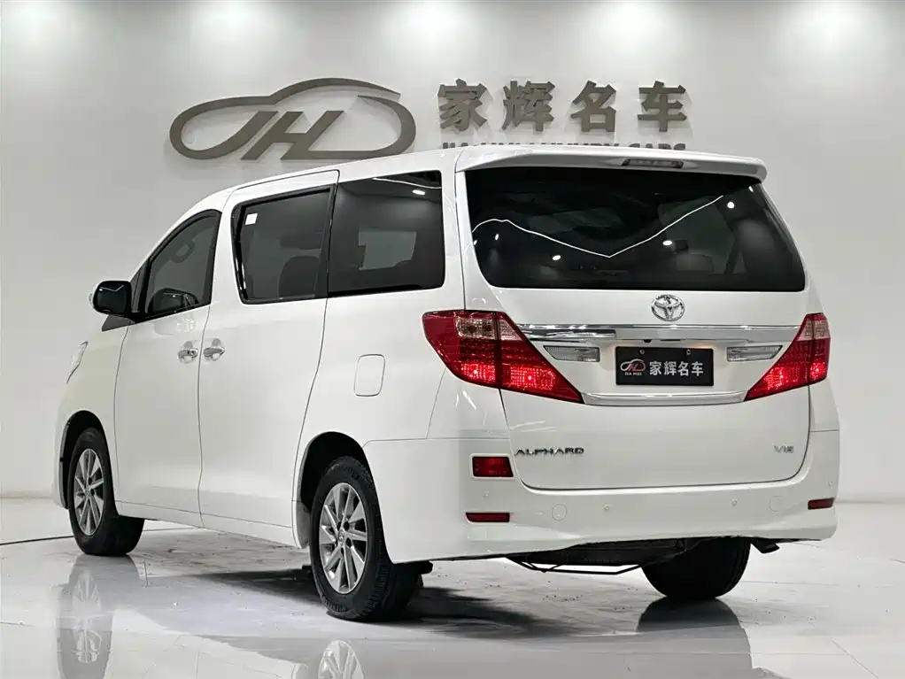 Alphard 3.5 L Luxury