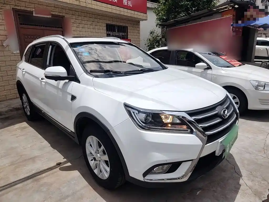 BAIC Huansu S6 1.5 T Manual Intelligent
