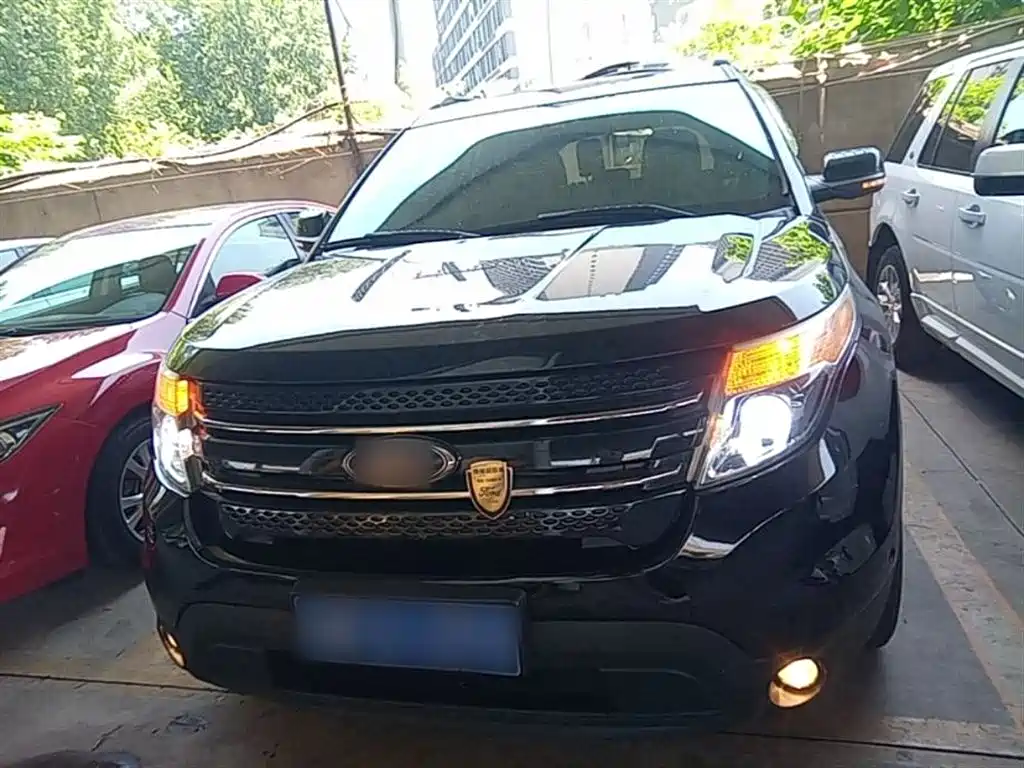 Explorer (Import) 3.5 L Premium