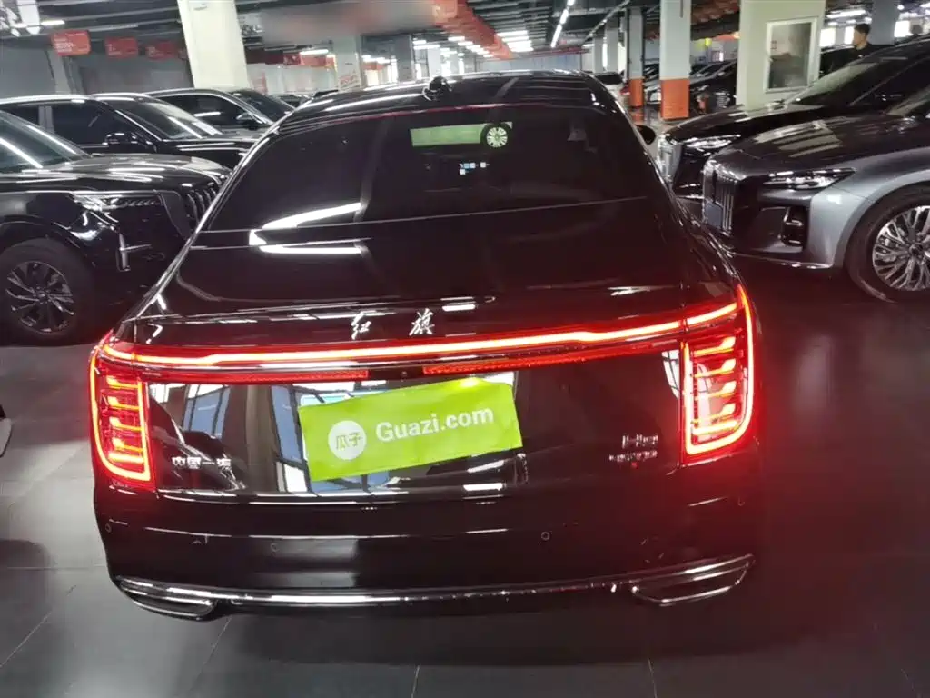 Hongqi H9 2.0 T Connected Flagship Enjoyment