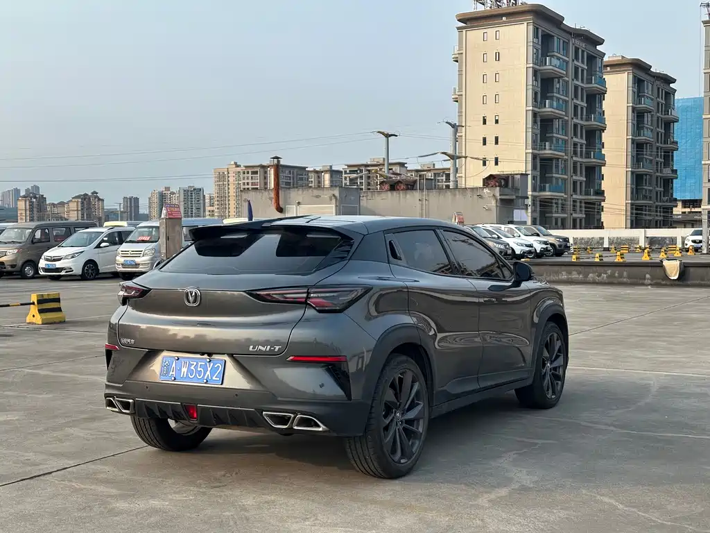Changan UNI-T 1.5 T Distinguished