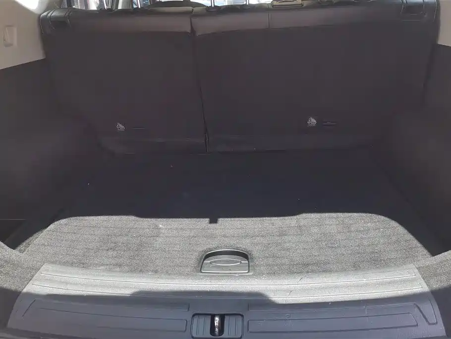 Roewe RX5 PLUS 300 TGI Auto Ali China Style Flagship