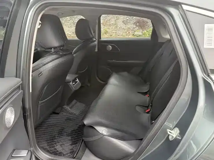Fengyun A8 L 风云A8 L 2025款 1.5 TGDI 145 km 标准型