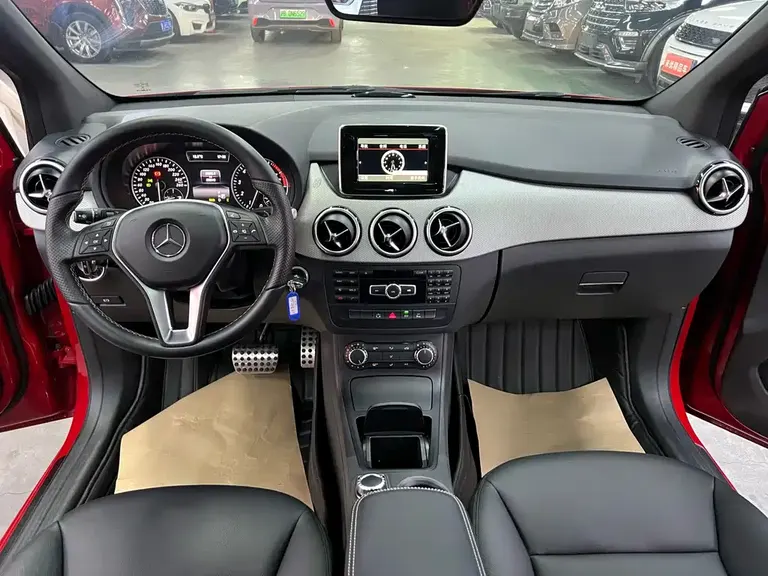 Mercedes-Benz B-Class B 200