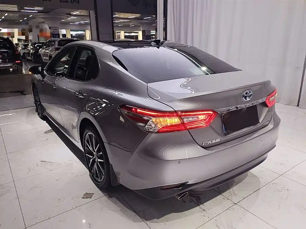 Camry Dual Engine 2.5 HG Luxury
