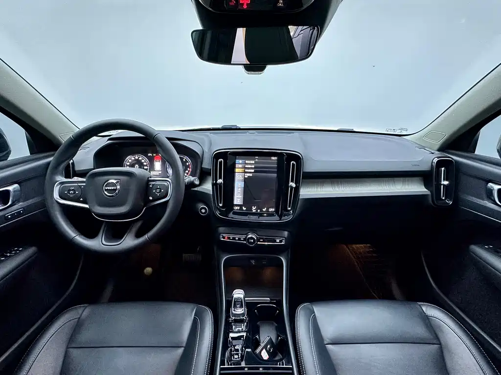 Volvo XC40 T4 4 WD Smart Vision Sport