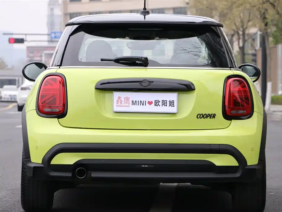 MINI Facelift 1.5 T COOPER Artist