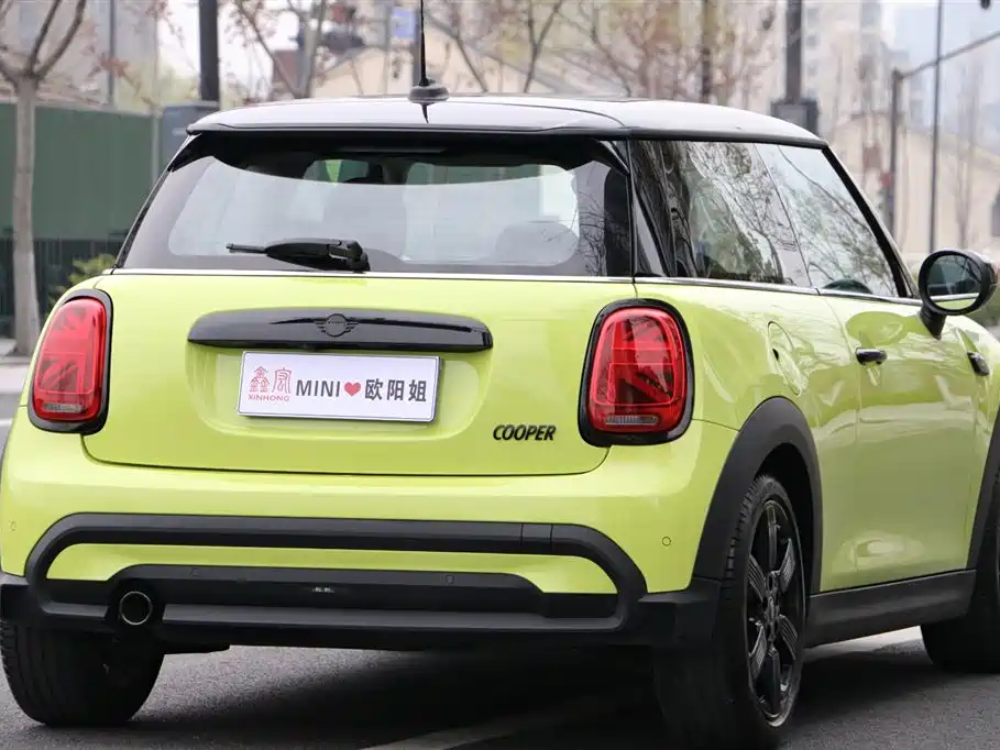 MINI Facelift 1.5 T COOPER Artist