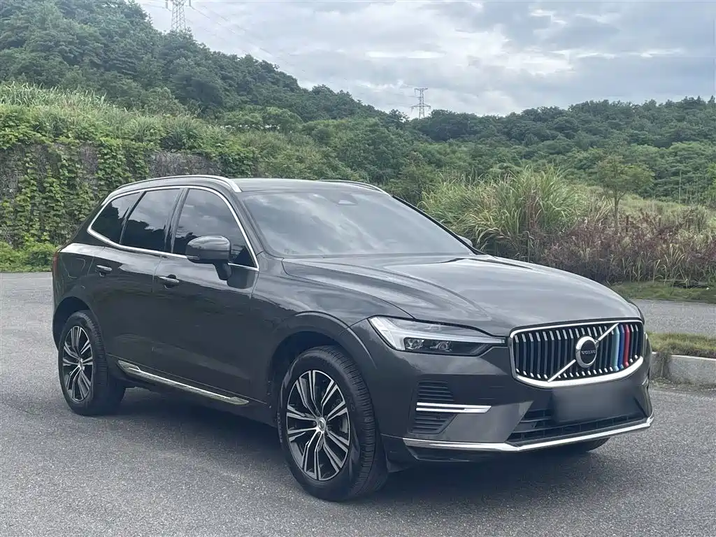 Volvo XC60 B5 4 WD Smart Vision Luxury