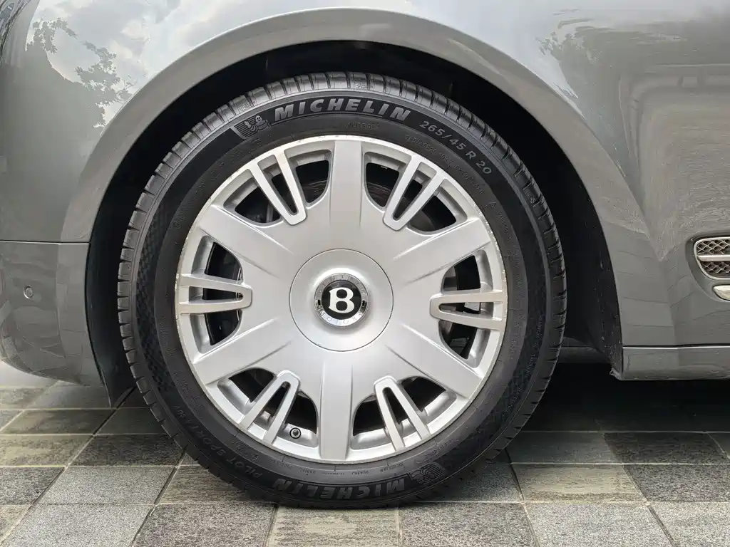 Mulsanne 6.8 T Standard