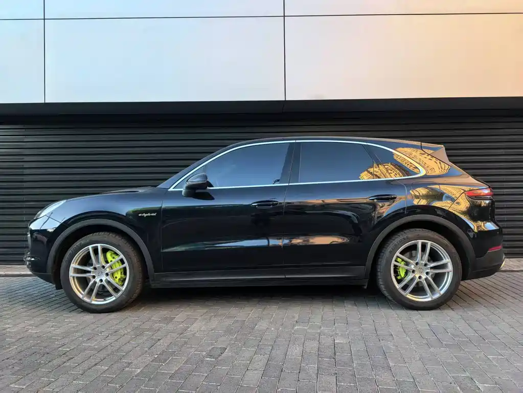 Cayenne NEV Cayenne E-Hybrid 2.0 T