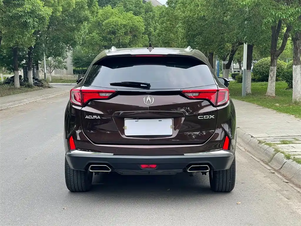 Acura CDX 1.5 T 2 WD Premium
