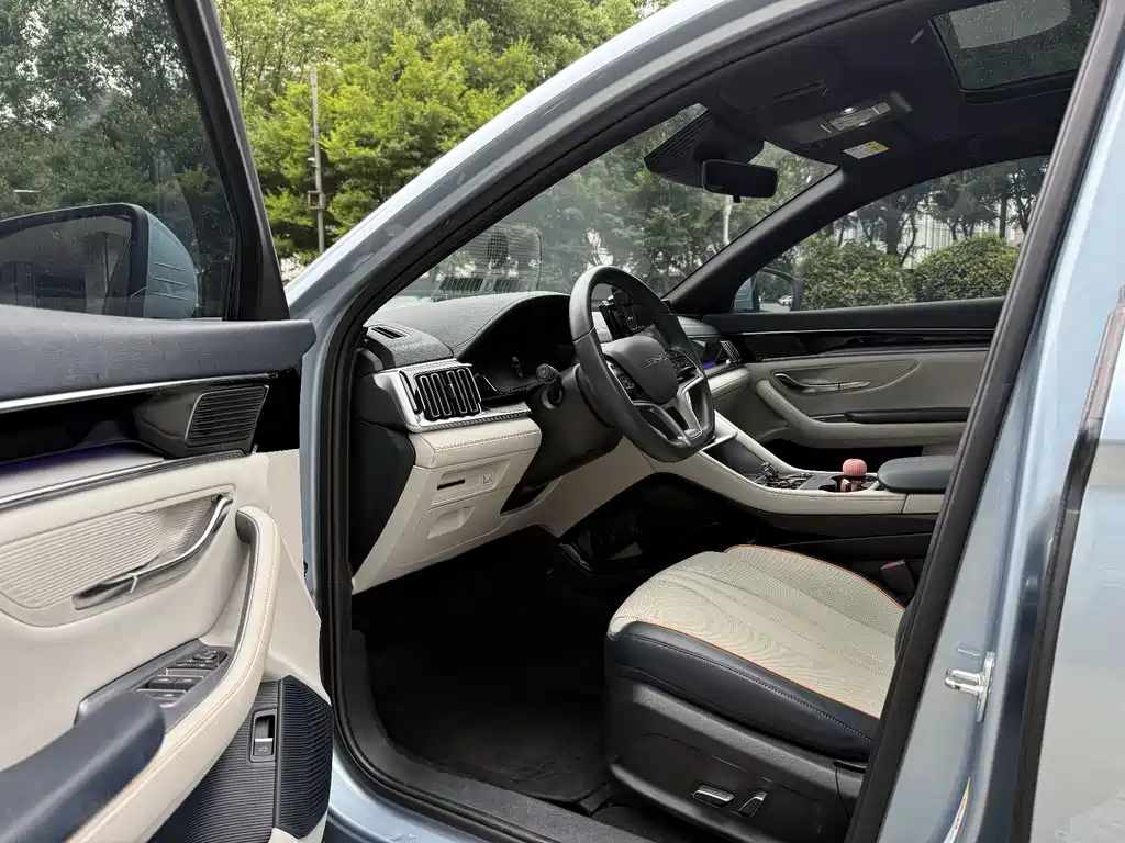 Song PLUS NEV Glory DM-i 110 km Flagship PLUS