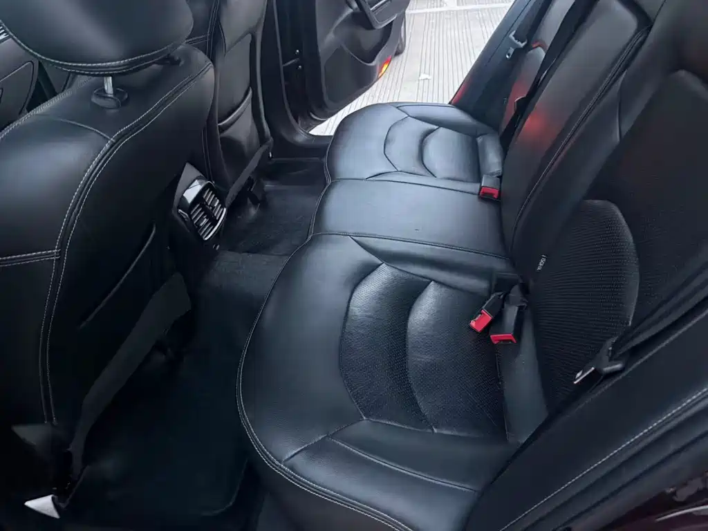 Trumpchi GA6 235 T DCT Luxury