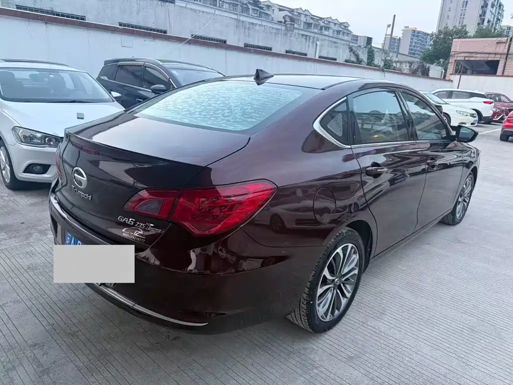 Trumpchi GA6 235 T DCT Luxury