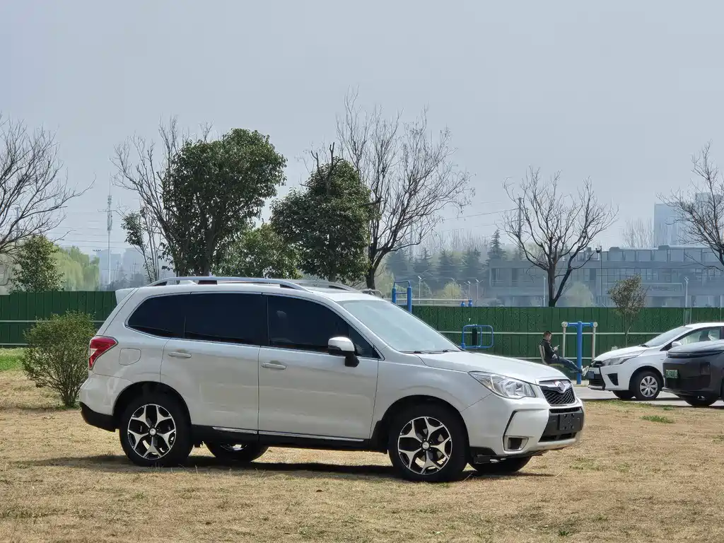 Forester 2.0 i Special Commemorative