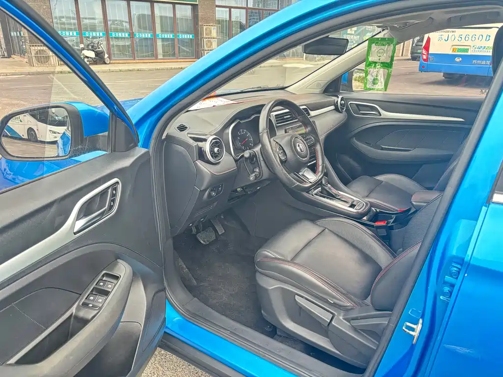 MG ZS 180 DVVT Auto Lite