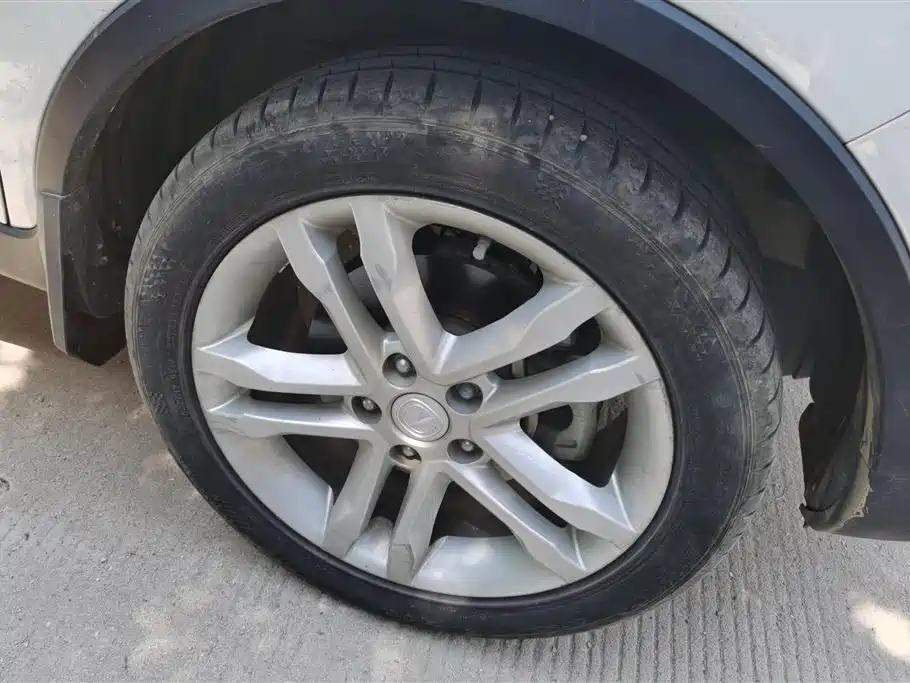 Changan CS35 1.6 L Manual Luxury
