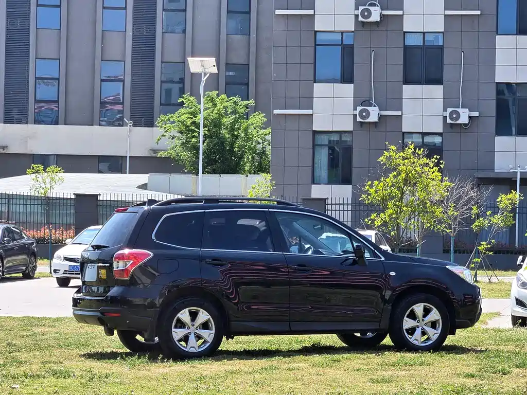 Forester 2.5 i Auto Elite
