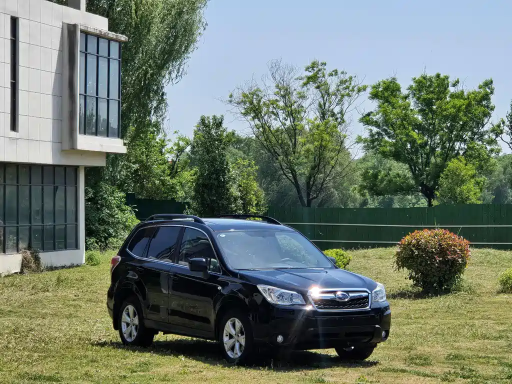 Forester 2.5 i Auto Elite