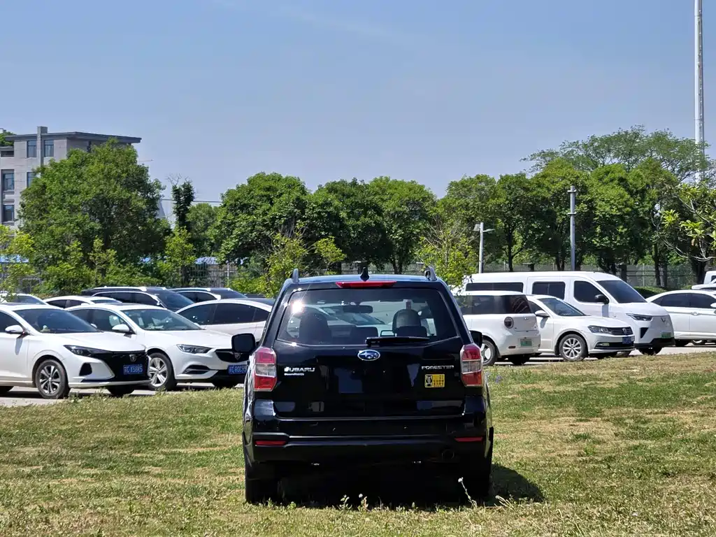 Forester 2.5 i Auto Elite