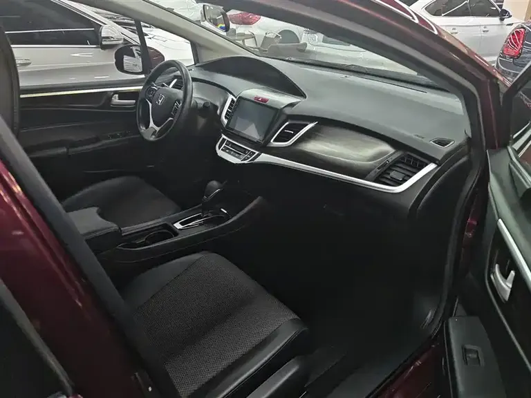 Honda Jade 1.8 L Auto Comfort 5-seat
