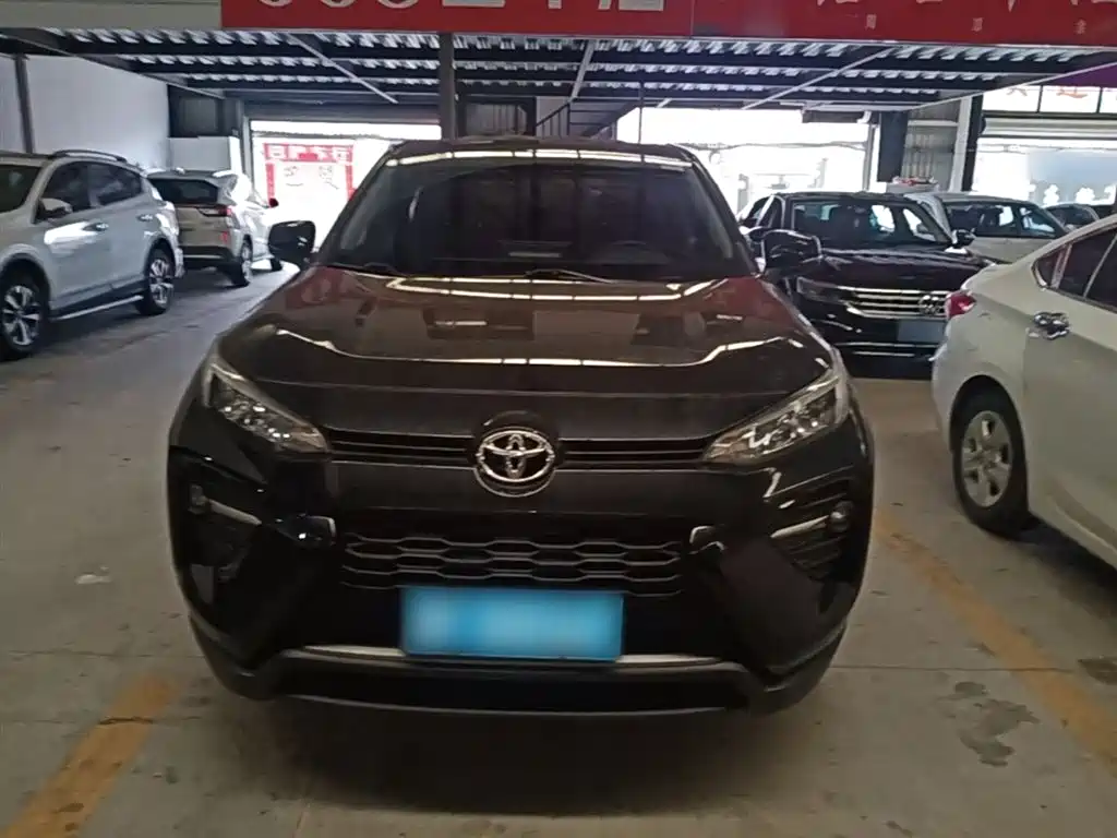 Wildlander 2.0 L CVT 2 WD Leading