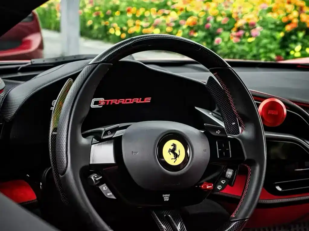 SF90 3.9 T V8 Stradale