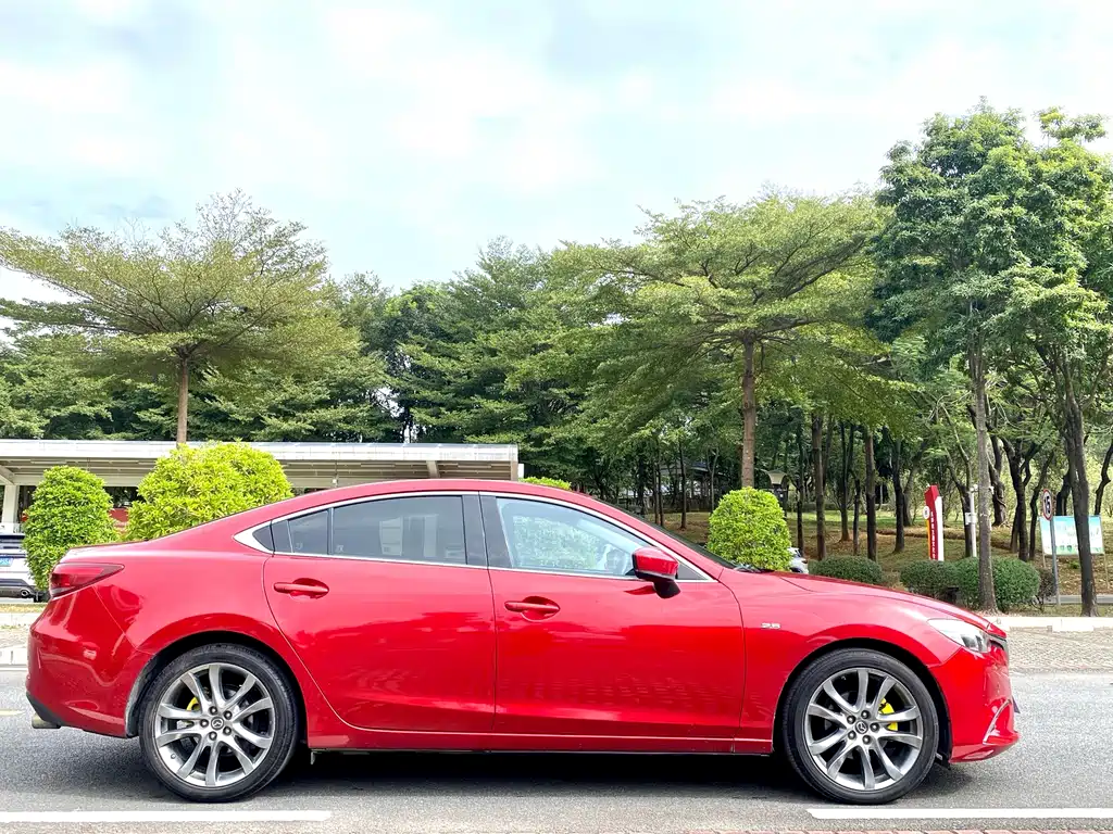 Atenza 2.5 L Blue Sky Sport CN-V
