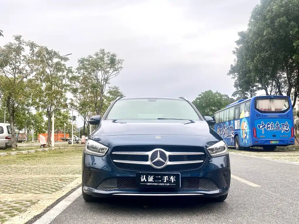 Mercedes-Benz B-Class B 180
