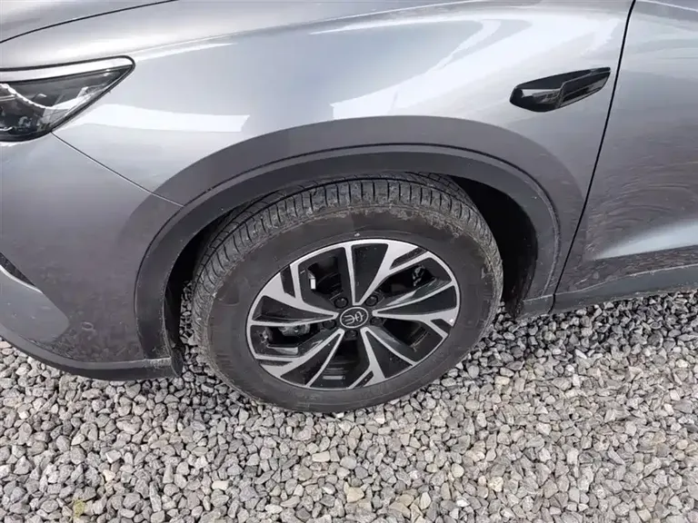 BYD Song Pro NEV 2 nd Gen Smart Drive DM-i 75 KM Leading